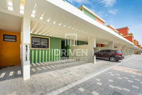Kamienica w Damac Lagoons, Dubai, ZEA 4 sypialnie, 145.49 mkw. nr 757326