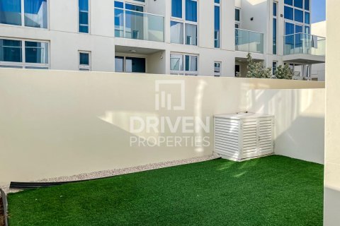 Villa til leje i Dubai, UAE 4 soveværelser, 151.8 kvm № 757322 - foto 15