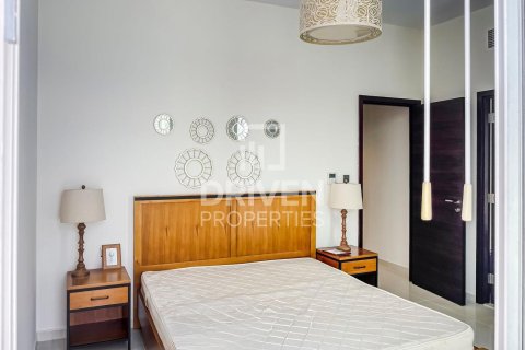 Villa til leje i Dubai, UAE 4 soveværelser, 151.8 kvm № 757322 - foto 2