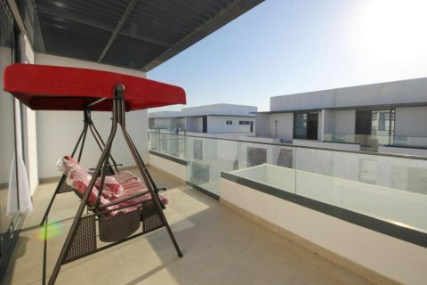 Villa til salg i Sharjah Waterfront City, Sharjah, UAE 4 soveværelser, 257.7 kvm № 749154 - foto 12