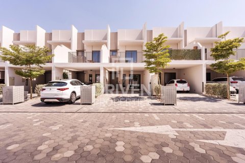 خانه شهری در Mohammed Bin Rashid City، Dubai ، امارات متحده عربی 2 خوابه ، 133.78 متر مربع.  شماره 762571