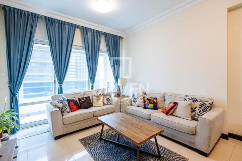 Huoneisto Jumeirah Lake Towers, Dubai, Arabiemiraatit 1 makuuhuone, 73.39 m2 № 762507