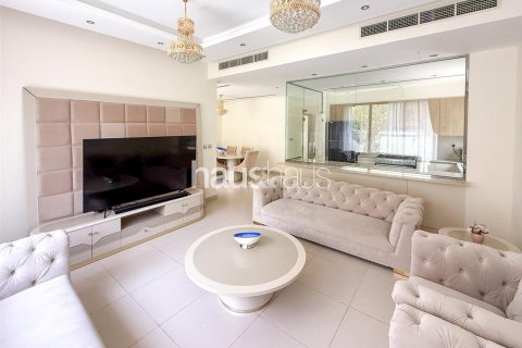 Vila u gradu Dubai Hills Estate, Dubai, UAE 4 spavaće sobe, 430 m2 Br. 627160 - Slika 2