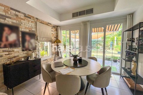 The Springs、Dubai、UAE にあるタウンハウスの賃貸物件 3ベッドルーム、325 m2、No626992 - 写真 2