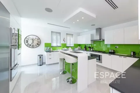 Dubai Sports City, Dubai, BAE’de satılık villa 5 yatak odası, 539 m&sup2; No 737916 - fotoğraf 6