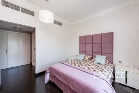 Dubai Sports City, Dubai, BAE’de satılık villa 5 yatak odası, 539 m&sup2; No 737916 - fotoğraf 12