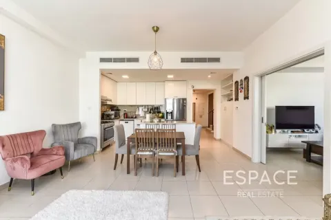 Māja Dubaijā, AAE 4 istabas, 217 m2 Nr. 737920 - attēls 2