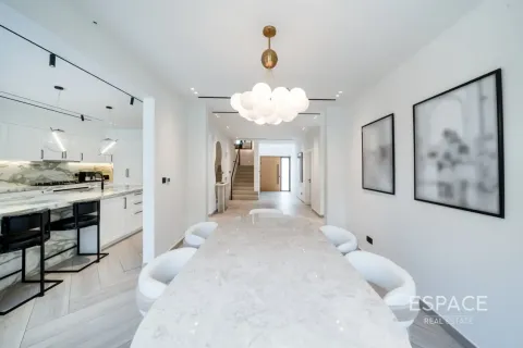 Вилла Meadows, Дубай, БАӘ-да 5 жатын бөлмелер, 372 м² № 737919 - фото 7