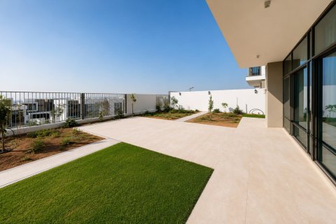 Villa itt: Al Furjan, Dubai, EAE, 4 hálószoba, 520 m², azonosító: 722854