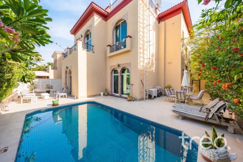 Villa til salg i The Villa, Dubai, UAE 5 soveværelser, 371.61 kvm № 755418 - foto 9