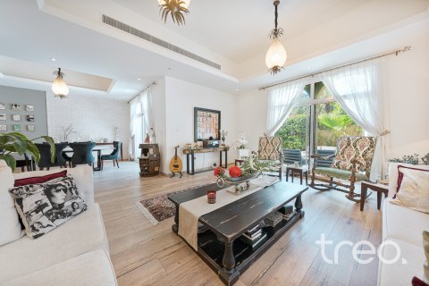 Вілла в The Villa, Дубай, ОАЕ 5 спалень, 371.61м2 № 755418