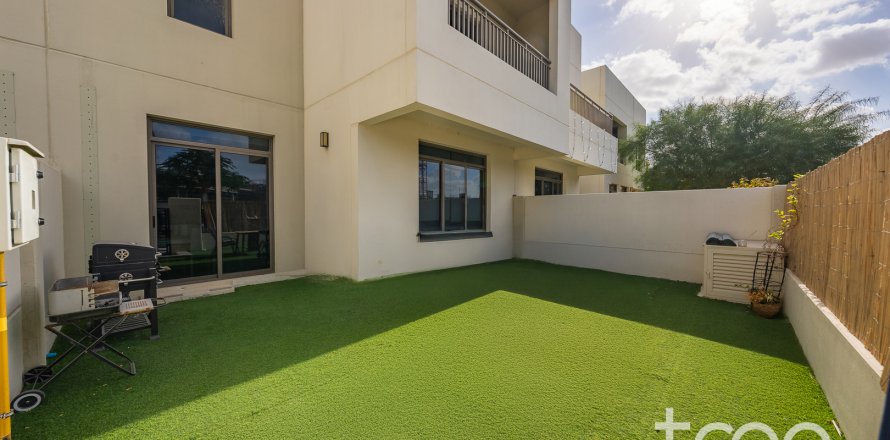 Ridamaja asukohaga Town Square, Dubai, AÜE: 3 magamistoaga, 202.71 m² Nr 755454