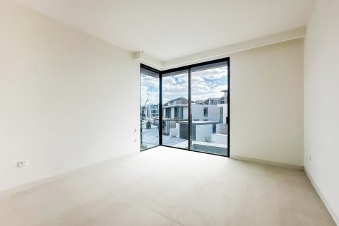 Villa zur Miete in Dubai, VAE 3 Schlafzimmer, 305.56 m2 Nr. 750747 - Foto 3