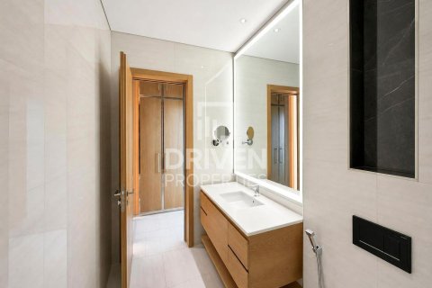 Apartment in Business Bay, Dubai, UAE 1 bedroom, 103.96 sq.m. № 745179 - photo 11