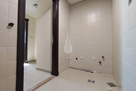 Wohnung zur Miete in Al Mina, Abu Dhabi, VAE 3 Schlafzimmer, 213.7 m2 Nr. 572849 - Foto 15