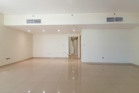 Apartamento en alquiler en Al Khalidiya, Abu Dhabi, EAU 3 dormitorios, 235.8 m2 № 572824 - foto 10
