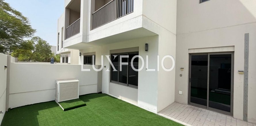 Town Square、Dubai、UAEにあるタウンハウス 3ベッドルーム、188 m2 No628367