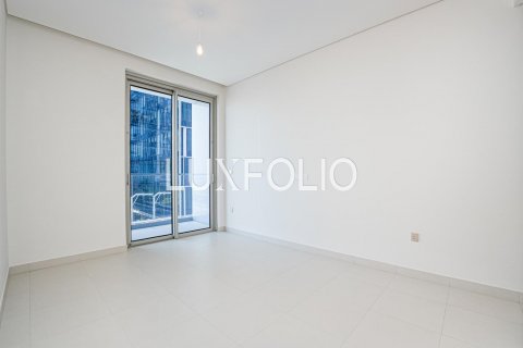 Apartmen di Downtown Dubai (Downtown Burj Dubai), Dubai, UAE 2 bilik tidur, 105 meter persegi № 628368 - foto 4