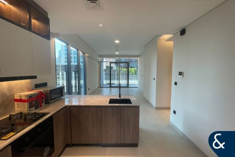 דירה ב Business Bay, Dubai, איחוד האמירויות 2 חדרי שינה, 120 מ