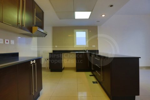 Villa sa Al Reef, Abu Dhabi, UAE 4 silid-tulugan, 265.3 sq.m. № 407160 - larawan 5