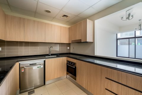 Maison de ville à louer à Mohammed Bin Rashid City, Dubai, EAU 4 chambres, 186.92 m2 № 750274 - photo 2