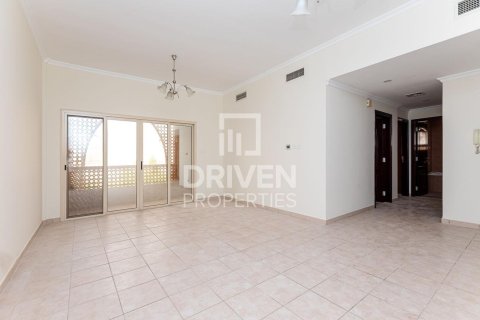 Dubai Investment Park、Dubai、UAE にあるビル販売中 1005.68 m2、No762437 - 写真 2