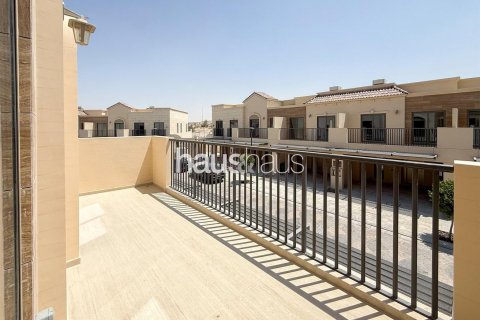 Radový dom v Jumeirah Golf Estates, Dubai, SAE 3 spálne, 204 m2 č. 626592 - Fotografia 18