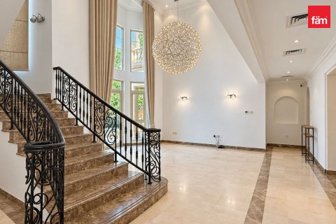 Vila v Jumeirah Islands, Dubai, SAE 4 ložnice, 988.3 m² Č.: 766284 - fotografie 11