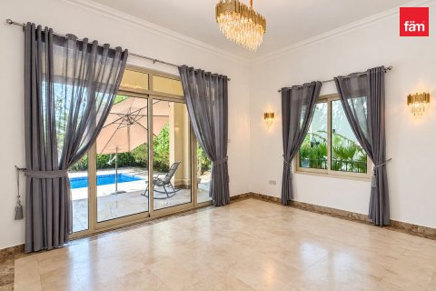 Vila v Jumeirah Islands, Dubai, SAE 4 ložnice, 988.3 m² Č.: 766284 - fotografie 19