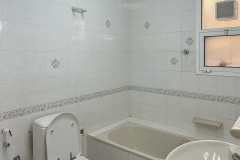 Vila di Al Rashidiya, Dubai, UAE 3 bilik tidur, 275.27 meter persegi № 768785 - foto 3