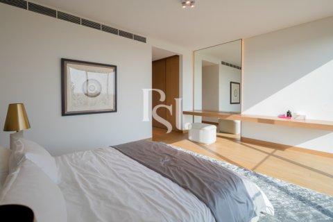 Vila na Saadiyat Island, Abu Dhabi, SAE 5 spální, 545 m2 č. 716350 - Fotografia 7