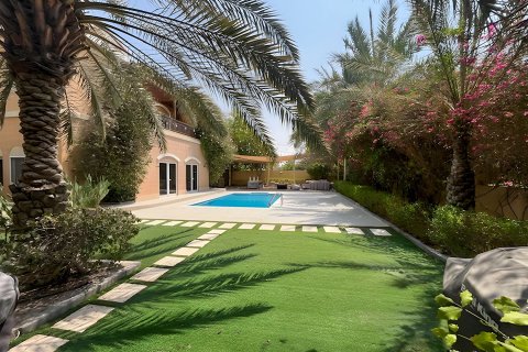 Villa i The Villa, Dubai, UAE 5 sovrum, 534.43 kvm Nr. 750528