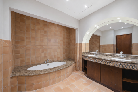Villa en alquiler en The Villa, Dubai, EAU 6 dormitorios, 780.39 m2 № 750529 - foto 23
