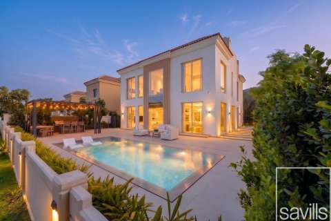 Vila v Dubai Sports City, Dubai, SAE 5 ložnice, 635.46 m² Č.: 761145