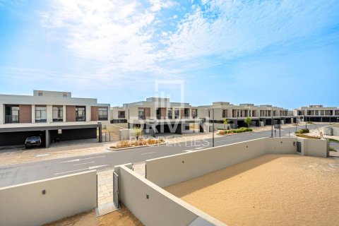 Villa zur Miete in Dubai South (Dubai World Central), Dubai, VAE 4 Schlafzimmer, 374.68 m2 Nr. 746820 - Foto 26