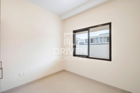 Villa zur Miete in Dubai South (Dubai World Central), Dubai, VAE 4 Schlafzimmer, 374.68 m2 Nr. 746820 - Foto 6