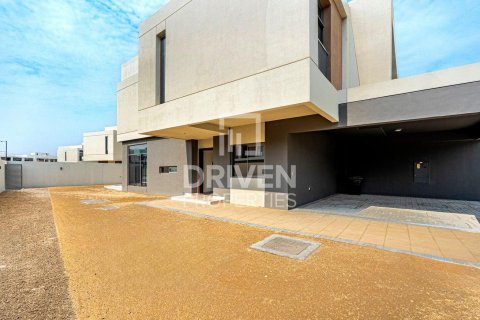 Villa zur Miete in Dubai South (Dubai World Central), Dubai, VAE 4 Schlafzimmer, 374.68 m2 Nr. 746820 - Foto 23