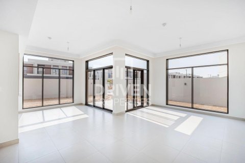 Villa asukohaga Dubai South (Dubai World Central), Dubai, AÜE: 4 magamistoaga, 374.68 m² Nr 746820