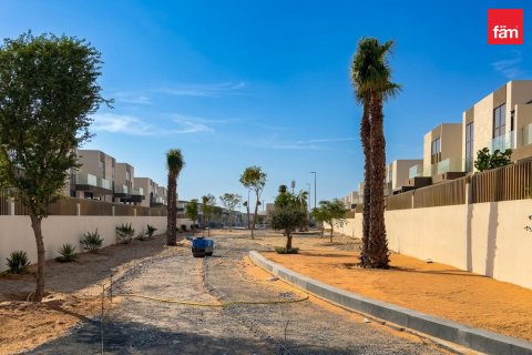 Dubai, BAE’de kiralık sıra ev 4 yatak odası, 187.3 m&sup2; No 754924 - fotoğraf 18