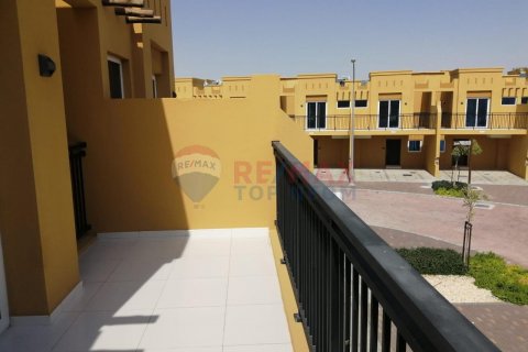 Rijtjeshuis te koop in Dubai, VAE 3 slaapkamers, 114.7 vr.m., nr 554825 - foto 15
