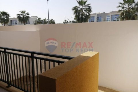 Rijtjeshuis te koop in Dubai, VAE 3 slaapkamers, 114.7 vr.m., nr 554825 - foto 16