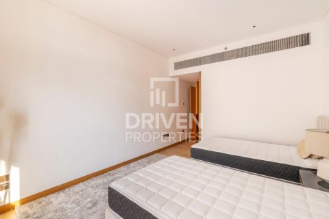 Appartement te koop in Jumeirah, Dubai, VAE 3 slaapkamers, 250.65 vr.m., nr 761541 - foto 7