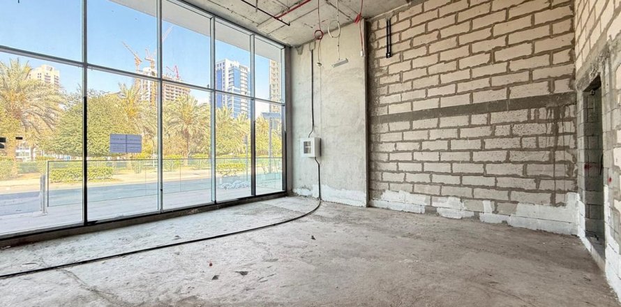 Magazin în Dubai, EAU 86.3 mp.  №702638