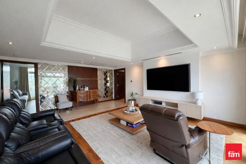 Vila di Jumeirah Islands, Dubai, UAE 4 bilik tidur, 988.2 meter persegi № 702268 - foto 19