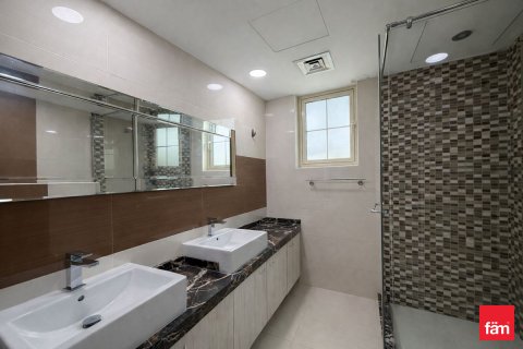 Vila di Jumeirah Islands, Dubai, UAE 4 bilik tidur, 988.2 meter persegi № 702268 - foto 22
