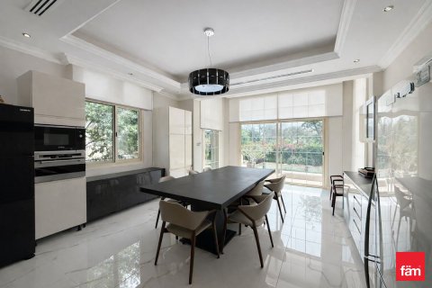 Vila di Jumeirah Islands, Dubai, UAE 4 bilik tidur, 988.2 meter persegi № 702268 - foto 5