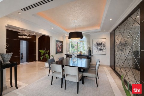 Vila di Jumeirah Islands, Dubai, UAE 4 bilik tidur, 988.2 meter persegi № 702268 - foto 7