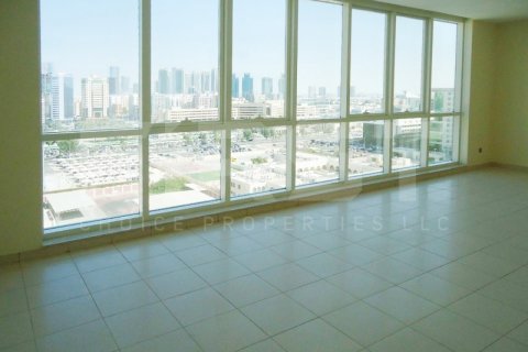 Apartament do wynajęcia w Al Najda Street, Abu Dhabi, ZEA 3 sypialnie, 167.2 mkw., nr 410611 - zdjęcie 3