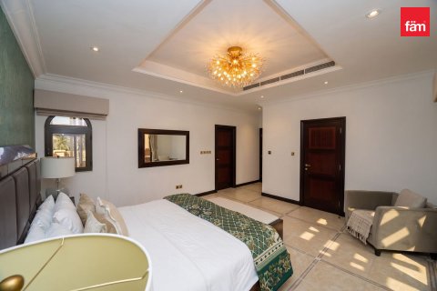 Üürile anda villa asukohaga Palm Jumeirah, Dubai, AÜE: 4 magamistoaga, 470.1 m² Nr 757828 - pilt 12
