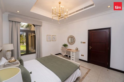 Üürile anda villa asukohaga Palm Jumeirah, Dubai, AÜE: 4 magamistoaga, 470.1 m² Nr 757828 - pilt 14